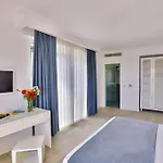 Otel Arnna 3*