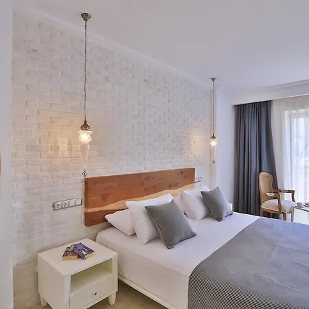 Arnna Hotel