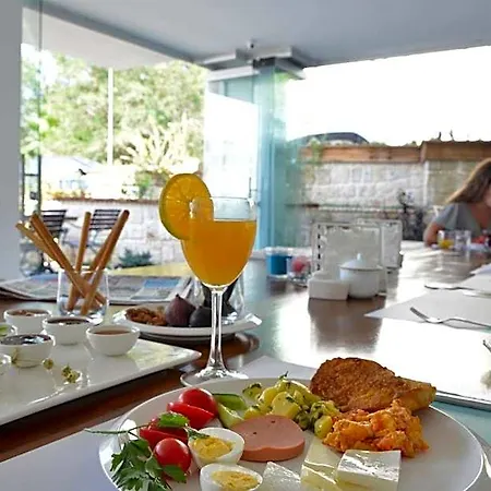 Hotel Arnna 3*