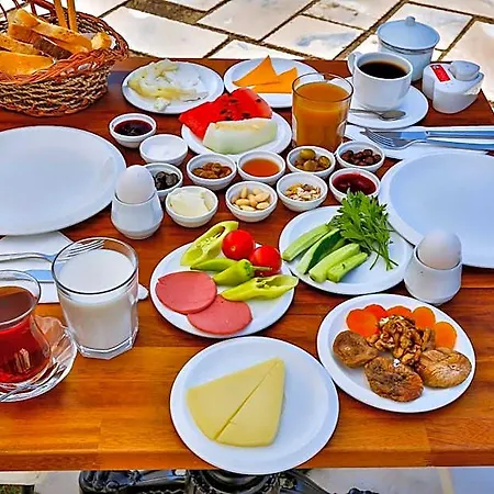 Hotel Arnna 3*