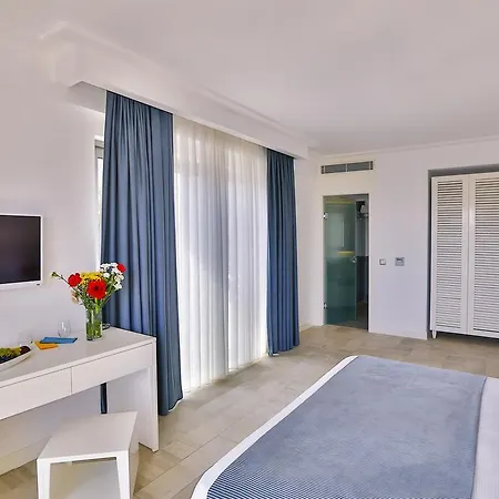 Hotel Arnna 3*