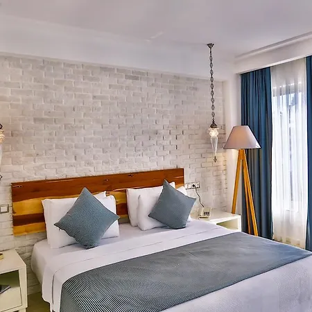 Arnna Hotel
