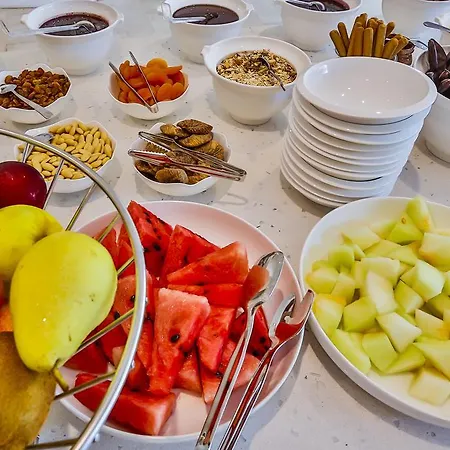 Arnna Hotel